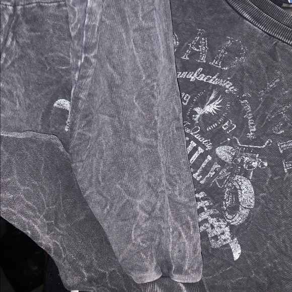 FOREVER 21 Charcoal Cropped Long Sleeve Top - Picture 6 of 7